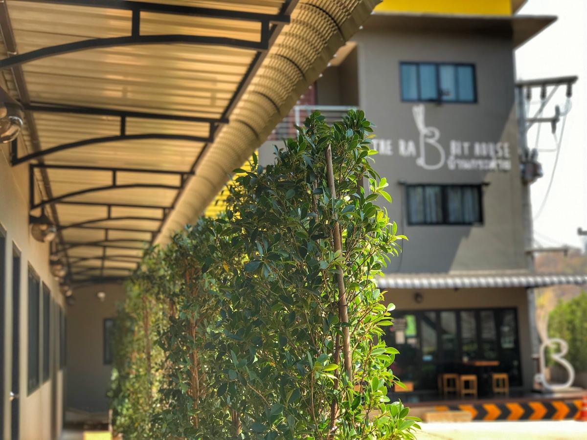 The Rabbit House Hotel Thong Pha Phum Ngoại thất bức ảnh